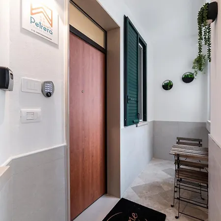 Casetta Petrera Deluxe